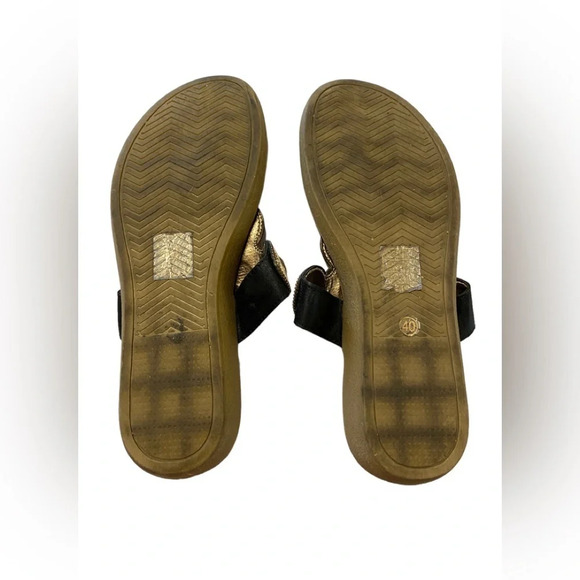 Patrizia by SpringStep Pearl And Woven Thong Sandal - Picture 7 of 7